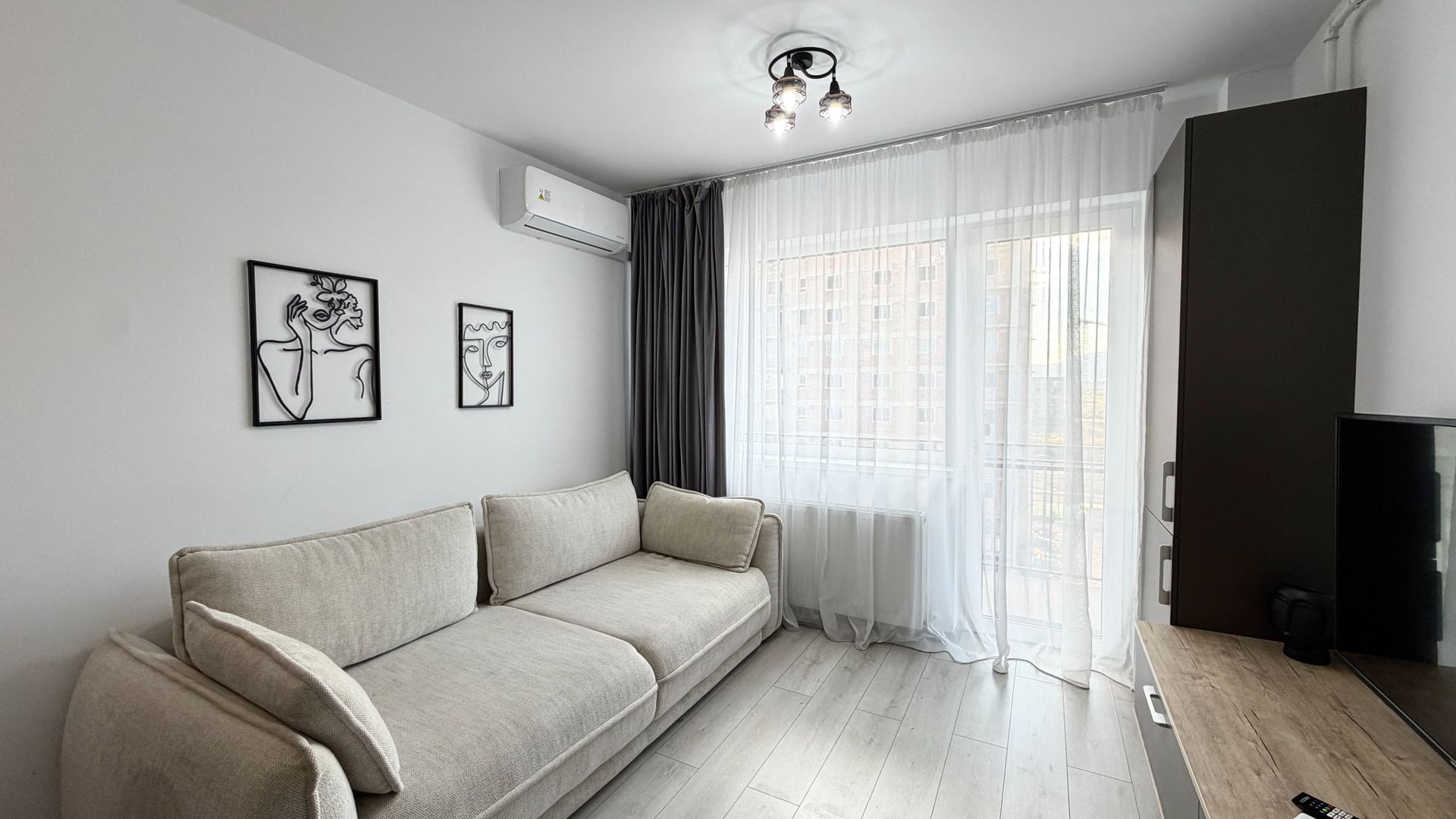 Studio | Mosaic Residence | Tractorul | Parcare - Poză 4