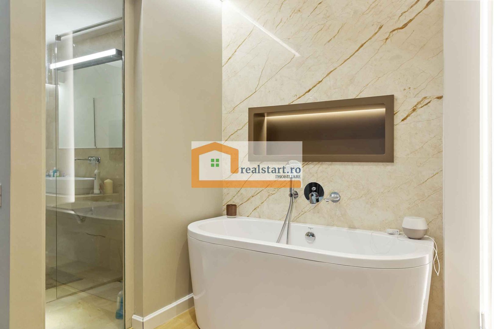 Vila individuala, acces metrou, 10 locuri parcare - Poză 30