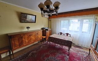 100 mp Ultra-Central: Apartament 4 Camere pe Bd. Independenței (Fără Risc) - Poză 2