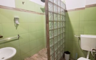 Garsoniera de inchiriata in zona Metro! - Poză 8