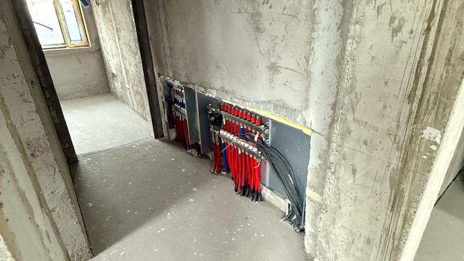 DE VÂNZARE sau SCHIMB - Vilă P+M semifinisată, zona Moara Grecilor; - Poză 6