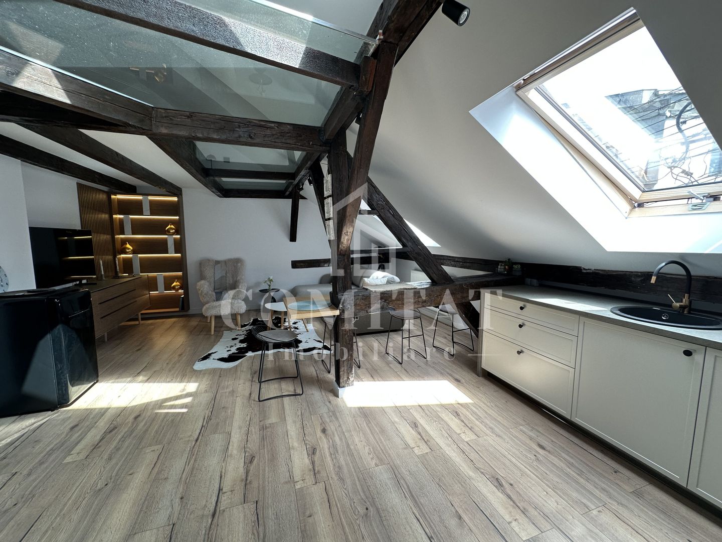 Apartament Tip Loft | 42mp | Zona Strazii Decebal - Poză 4
