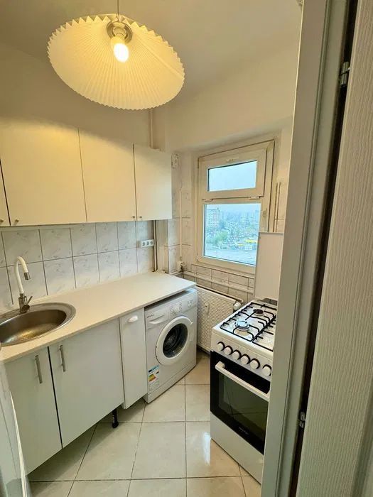 garsoniera de inchiriat in dristor aproape de metrou - Poză 3