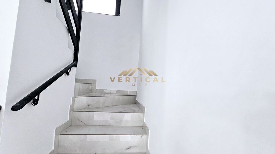 Vila 4 camere in centrul comunei Berceni - Poză 5