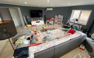 Casa cu 2 apartamente in zona Braytim - Poză 4