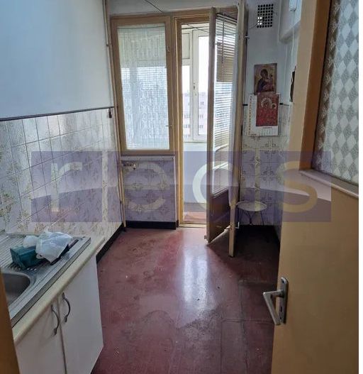 DE VANZARE 2 CAMERE ÎN DOROBANȚI  | ETAJ 10/12 | 2 LOGII | METROU - Poză 3