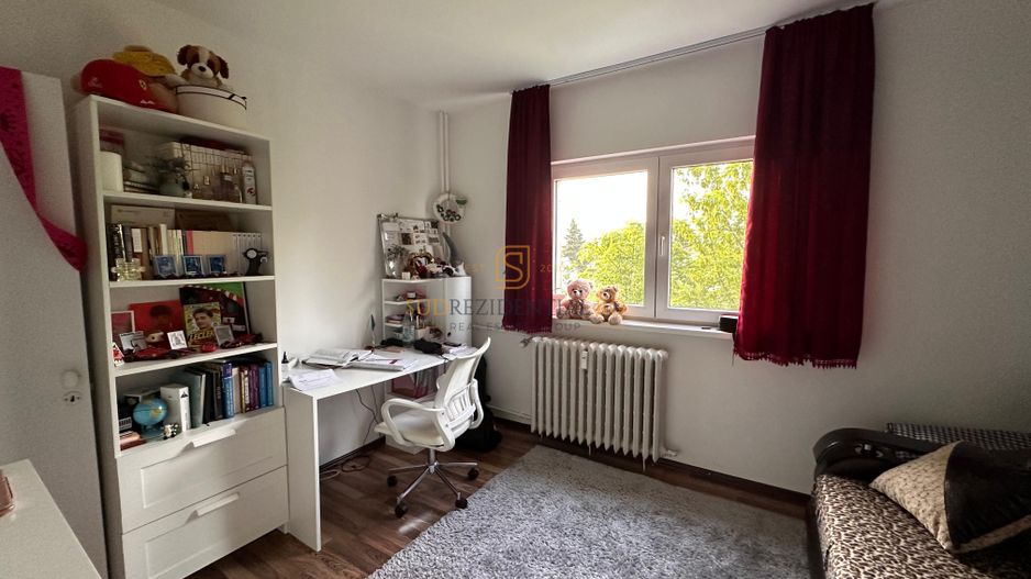 Apartament 3 camere de vanzare, 71 mp – Etaj 3/4 – Drumul Găzarului - Poză 2