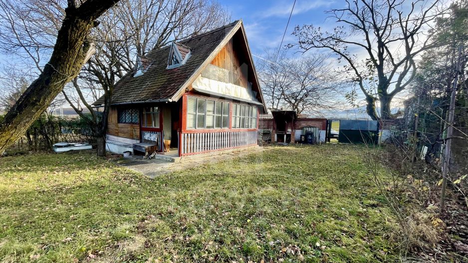 Teren intravilan 1.915 mp + cabană din lemn | Tocile – Sadu - Poză 6