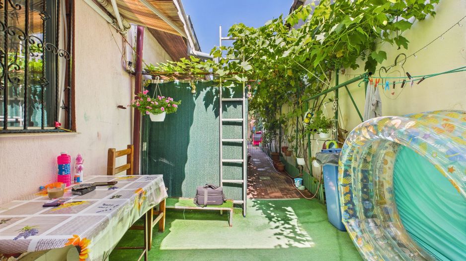 Casă cu 4 camere pe Bd. Laminorului – modernă și întreținută - Poză 1