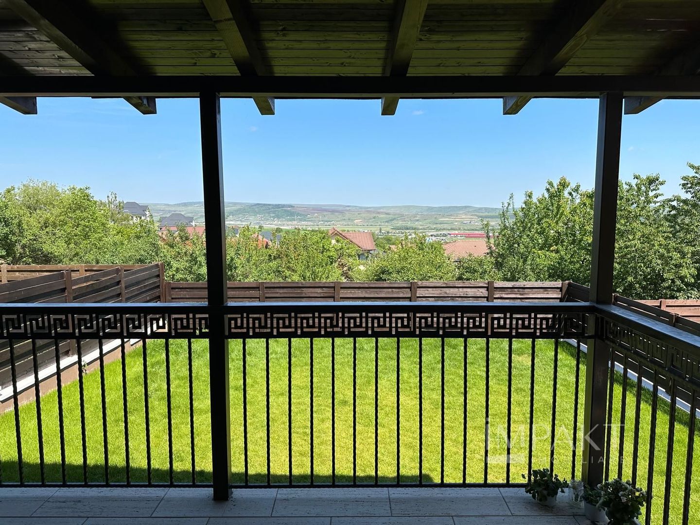 Vila deosebita spre inchiriere in Dezmir! - Poză 20