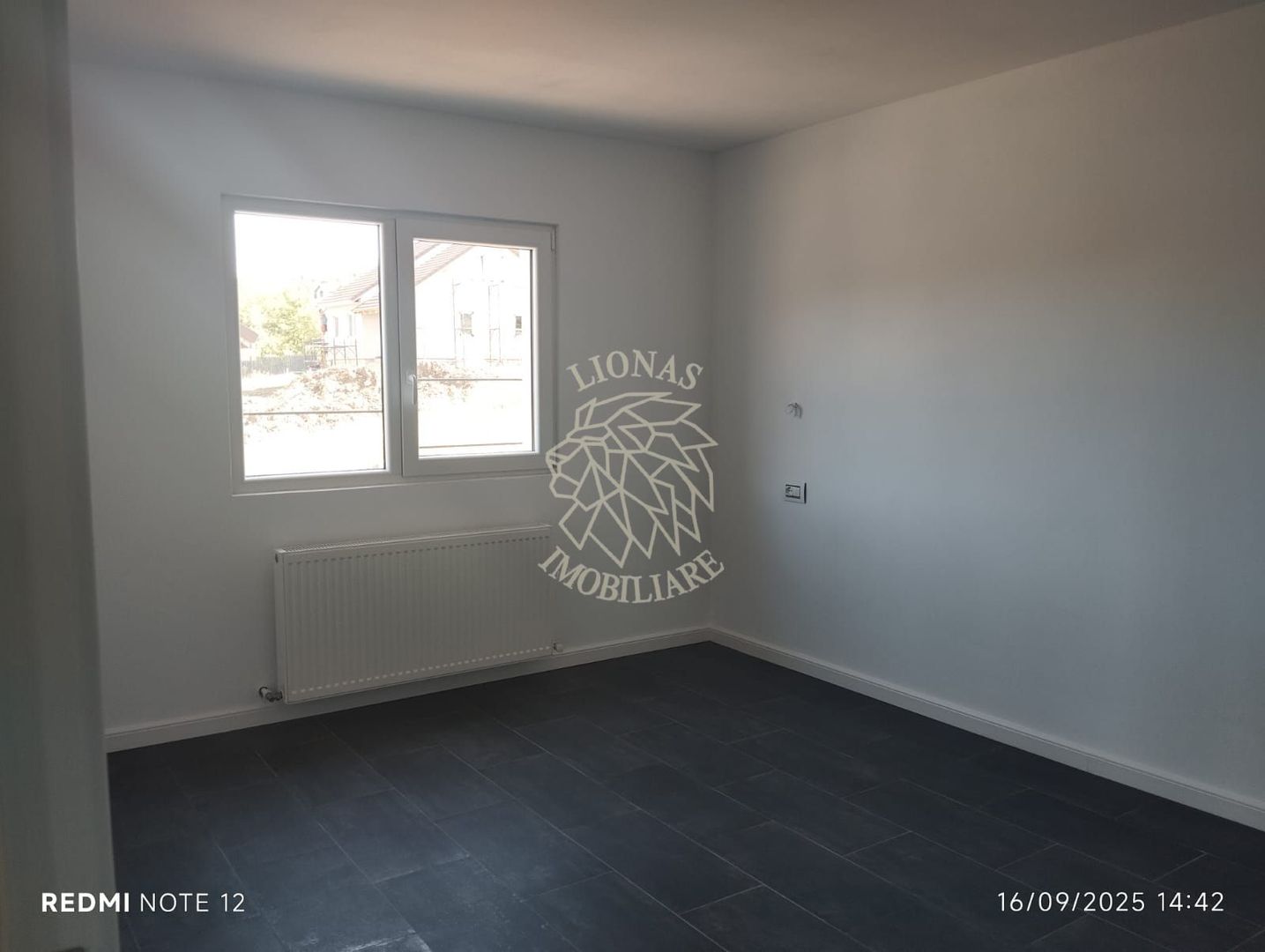 Casa Noua 4 camere 160 mp-teren 400 mp-Zona Str. Ghinzii - Poză 3