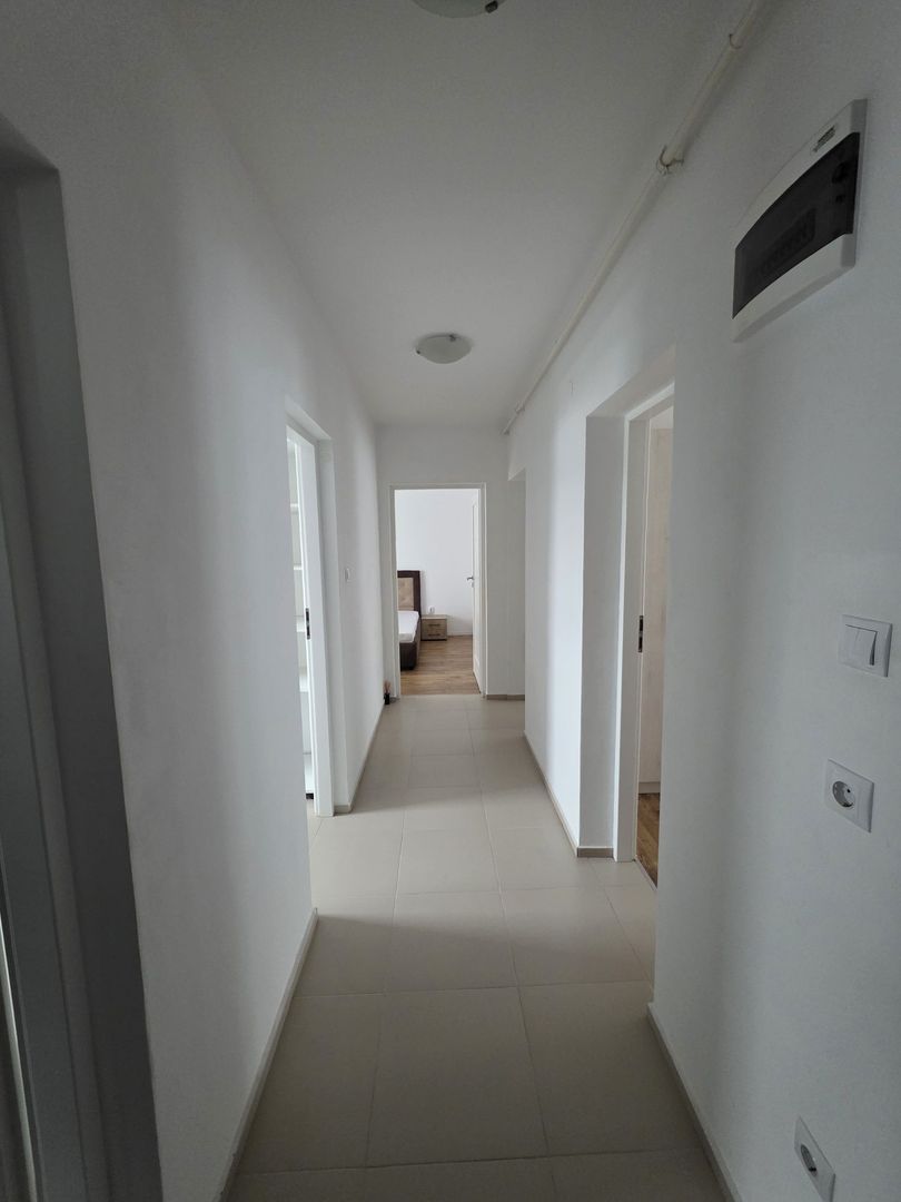 APARTAMENT 3 CAMERE | LOC DE PARCARE |  MALL SELIMBAR - Poză 6