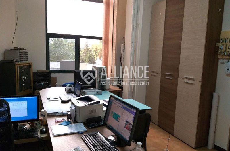 BALADA NEJ(COD03)-Birouri cu suprafete mici, medii si parcare! - Poză 58