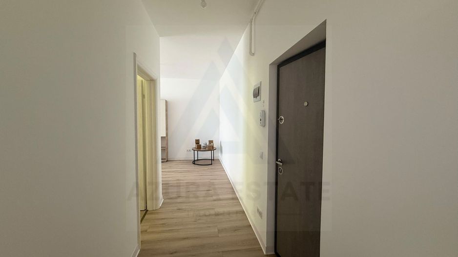 Apartament lux prima inchiriere 3 camere 76mp utili si boxa Selimbar - Poză 13