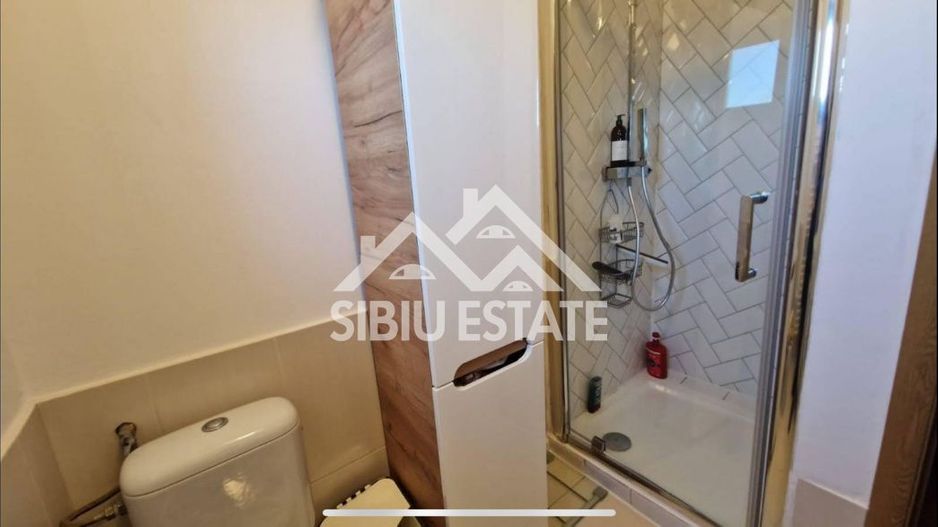 Casa moderna, de inchiriat, cu 3 camere, 2 bai, terasa - Poză 15