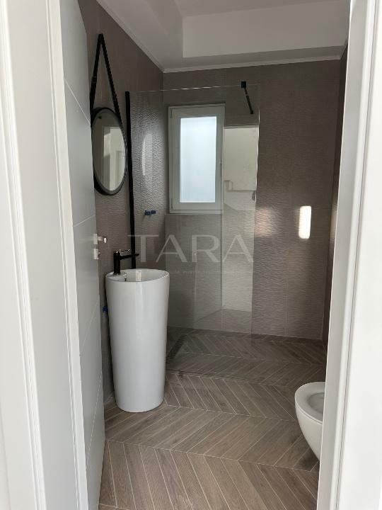 Casă 4 camere, 120 mp utili, teren 430 mp, Parcul Poligon, Florești. - Poză 5