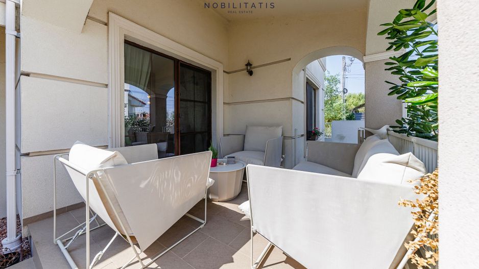 Oferta Vanduta -Casa Segmentul Lux, Garaj | 4 dormitoare | Langa Padure&Lac - Poză 15