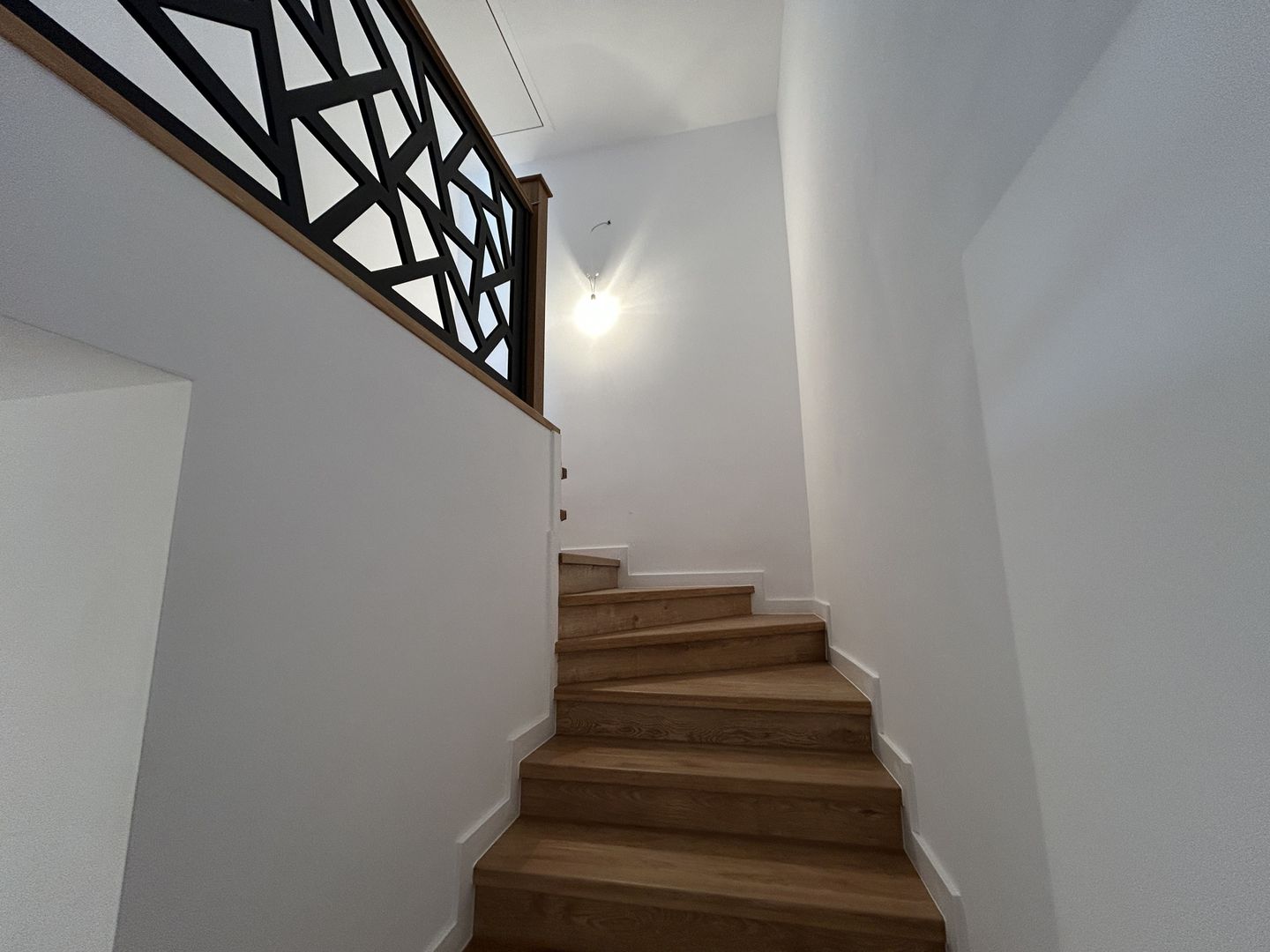 ULTIMA VILA DISPONIBILA | COMPLEX NOU | CHIAJNA  |  MOBILATA - Poză 15