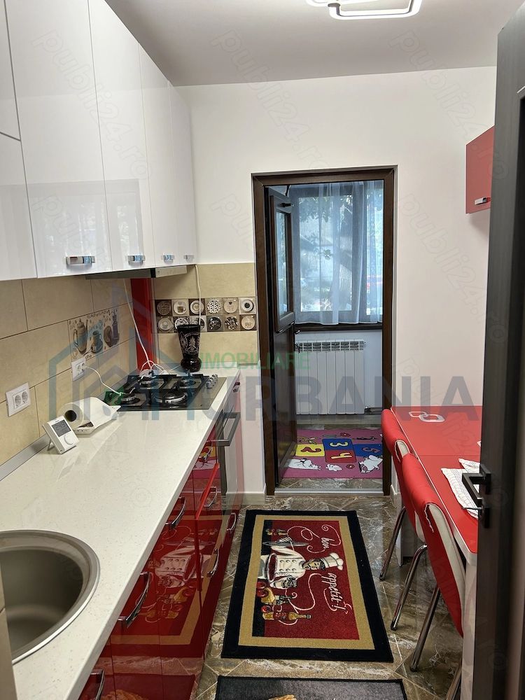 Apartament de vânzare cu 4 camere, decomandat, în Iași - Poză 2
