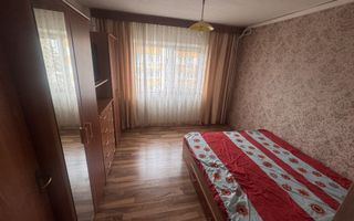 Proprietar vand ap 3 camere - Poză 2