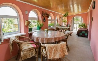 Strășeni.  Apartament la sol cu 3 dormitoare + living, teren și garaj. - Poză 9