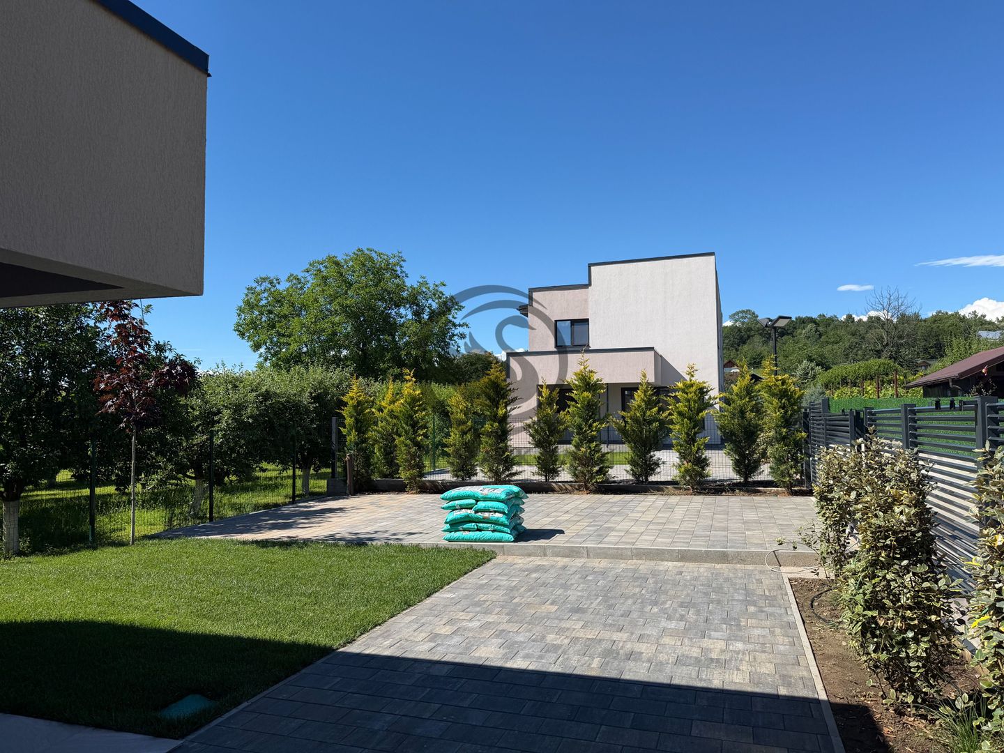 Casa de vanzare cu 4 camere | Premium | Nou | Moreni, Dambovita - Poză 5