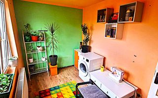 Vand apartament cu 4 camere in zona spitalul judetean,comision ,,0'' - Poză 11