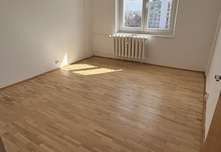 Drumul Taberei, 3 camere decomandat, renovat, etaj 6/8, vedere, sud - Poză 1