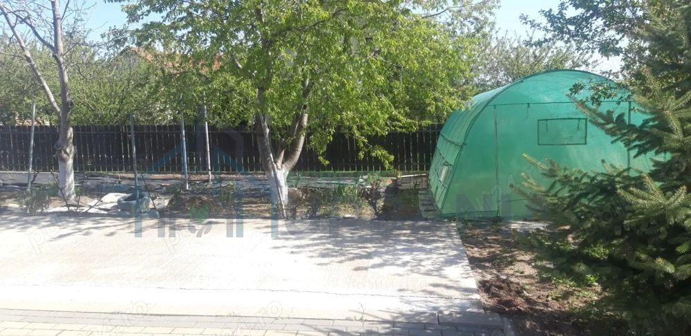 Casă cu etaj, teren 1000 mp, în Horlești, comuna Rediu, Iași - Poză 1