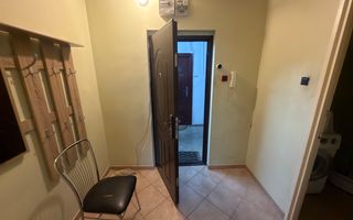 Etaj intermediar. Zona excelenta. Disponibil imediat - Poză 6