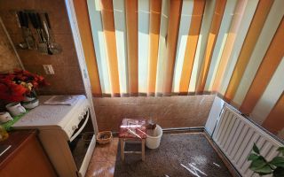 De vanzare apartament 2 camere, zona Sub stadion - Poză 6