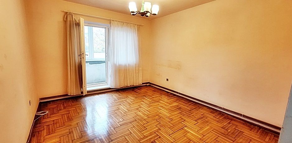 Central, la poalele Dealului Cetatii, apartament cu doua camere, 107000 euro - Poză 6