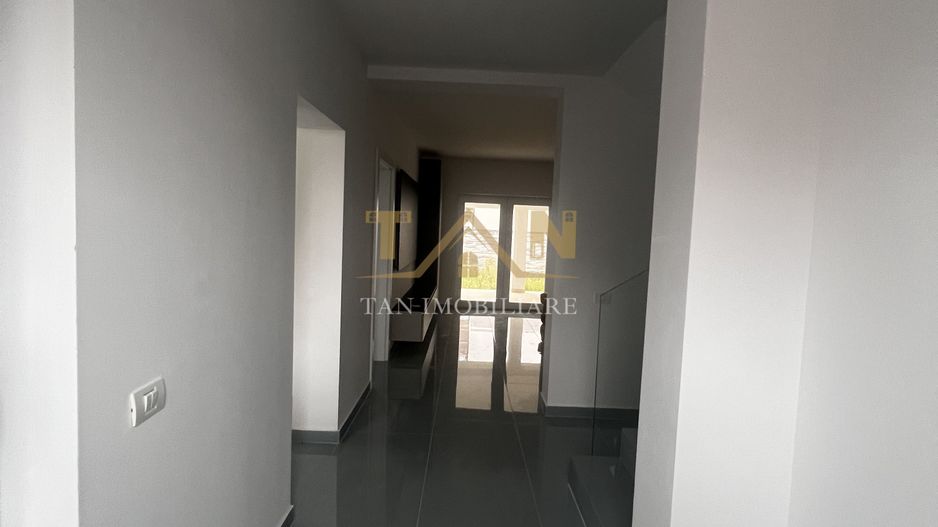 Duplex de vânzare Chișoda 4 camere - Poză 2