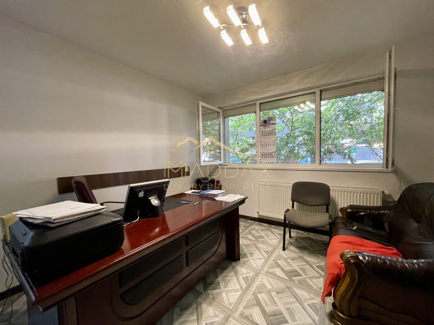 Apartament cu 2 camere // Parcul Carol - Poză 1