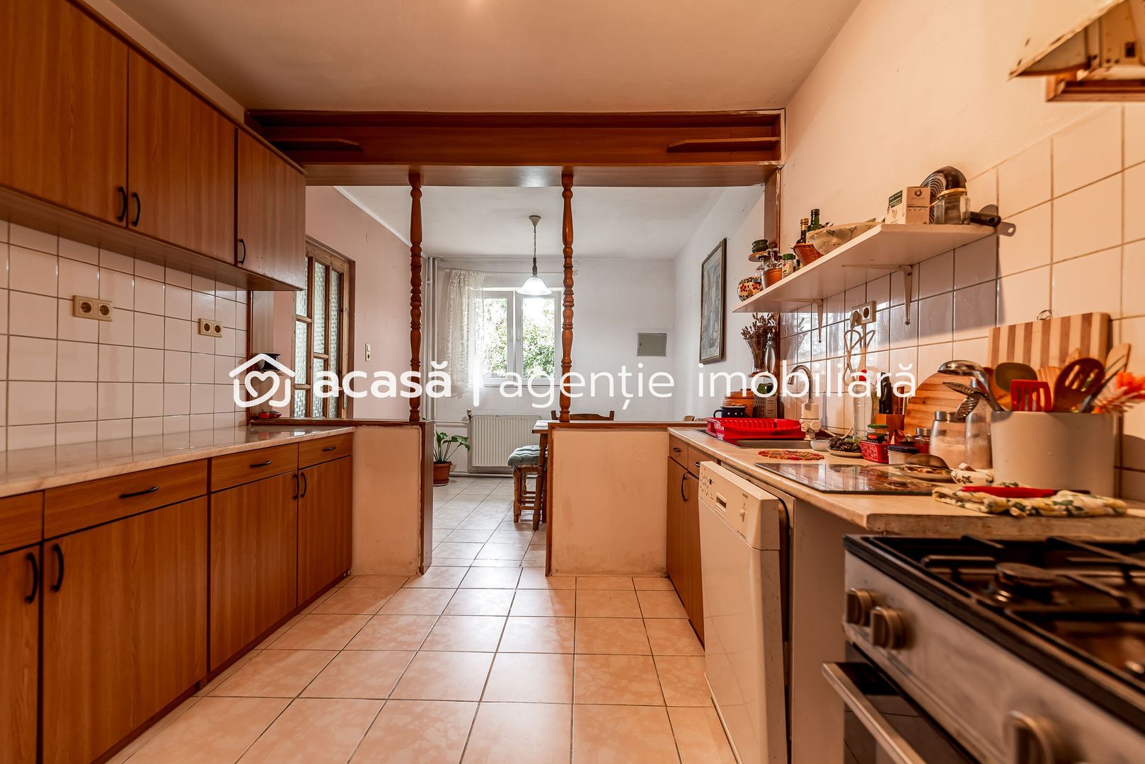 Casă 5 camere Aradul Nou Zona Tabacovici. Teren 360 mp și garaj - Poză 8