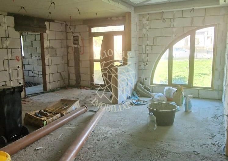 Casa 6 camere 220 mp-teren 973 mp-balcon-garaj-Prundu Bargaului - Poză 3