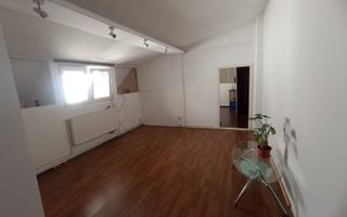 Casa spatioasa cu 7 camere, zona Bd. Brancoveanu, acces facil metrou - Poză 9