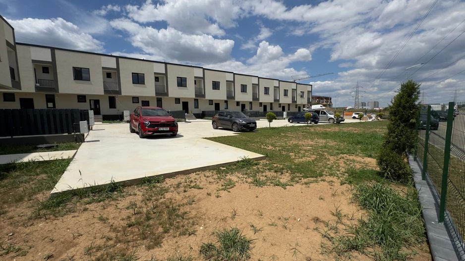 CASE INSIRUITE, TOATE UTILITATILE, STATIE STB IN FATA, COMISION 0% - Poză 5