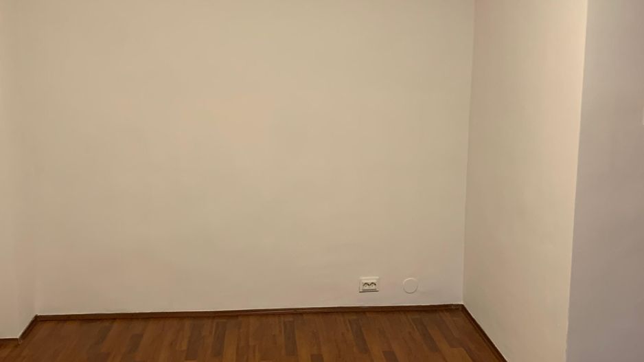 Vanzare 3 Camere Mall Vitan, Încălzire în pardoseală, Lângă Grădiniță și Școli - Poză 1