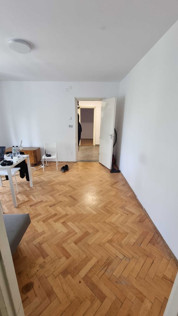 Apartament cu 3 camere in curs de renovare | 61 mp + 15 mp terasa | Gheorgheni - Poză 5