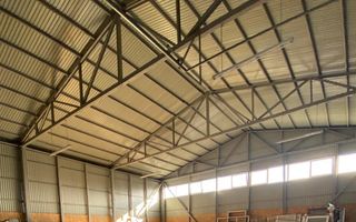 Hala , suprafata de 190  mp,zona Calea Nationala/Zona Industriala,pret 5 euro mp neg - Poză 1