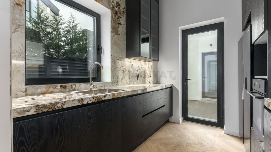 VILA IANCU NICOLAE, stil mediteranean, 5 dormitoare, 3 terase, gradina - Poză 7