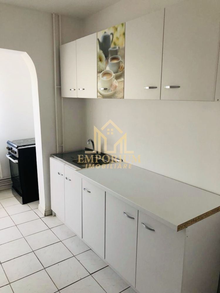 2 camere decomandate, Parcare, Intre Lacuri, zona Lacul 3 - Poză 6