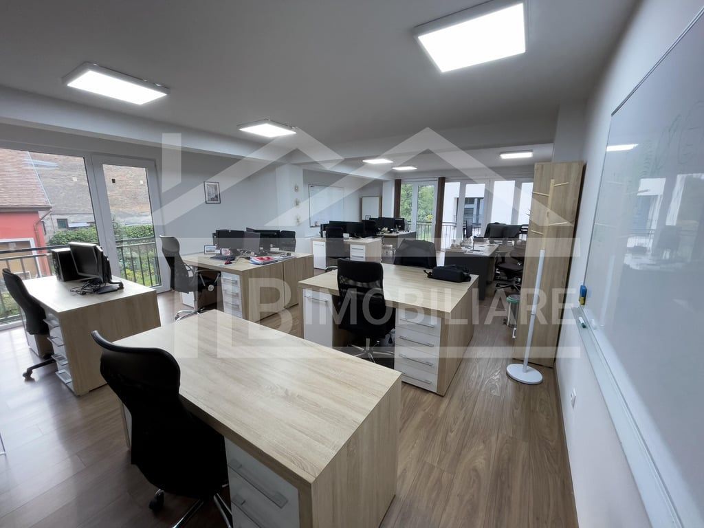 Spatiu de inchiriat, 95mp, terasa, Zona Ultra-Central - Poză 12