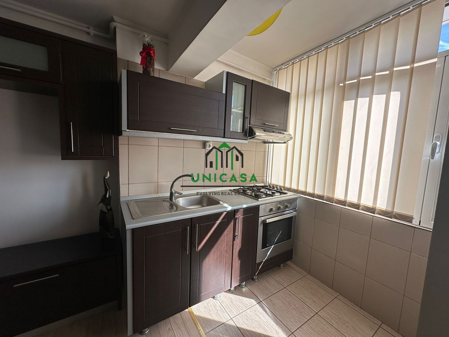 Apartament 3 camere - Ostroveni - Poză 4