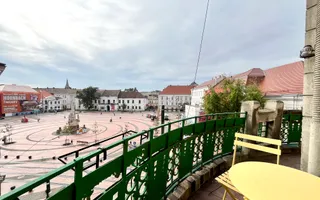 Apartament grandios cu vedere spectaculoasă spre Piața Libertății - Poză 33