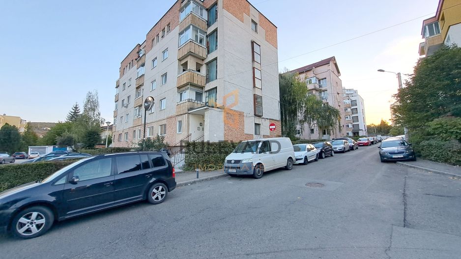 Garsoniera confort 1 + boxa de depozitare, in zona Minerva! - Poză 12