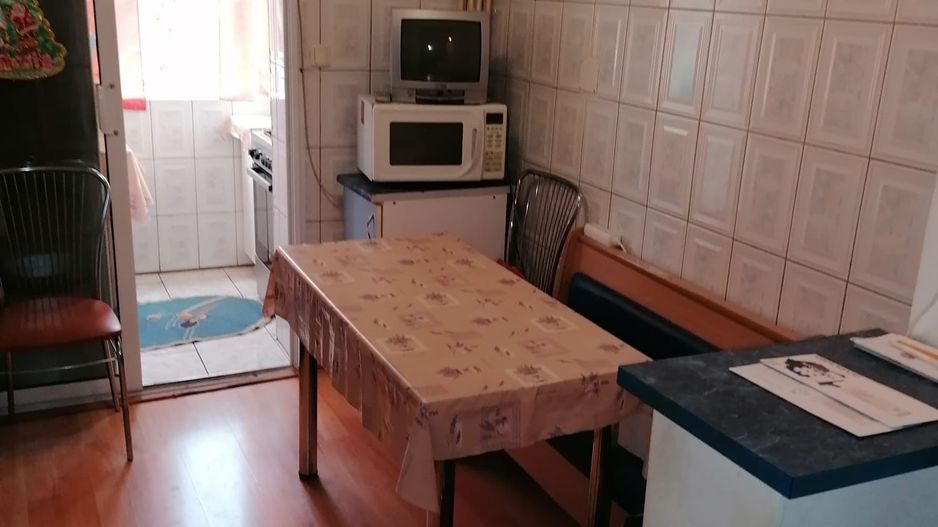 Apartament 2 camere,sector 4,etaj 2 din 4, liber imediat - Poză 8