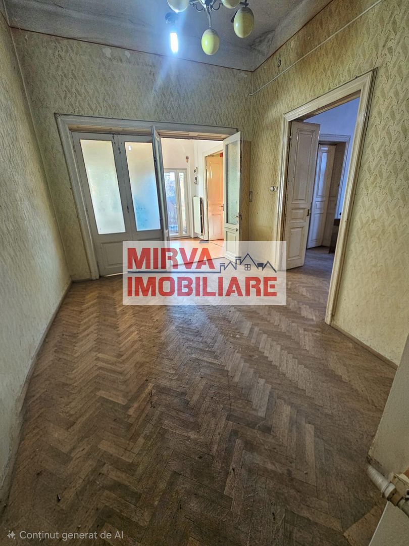 Casă cu arhitectură interbelică, 5 camere, teren 409 mp – Central - Poză 44