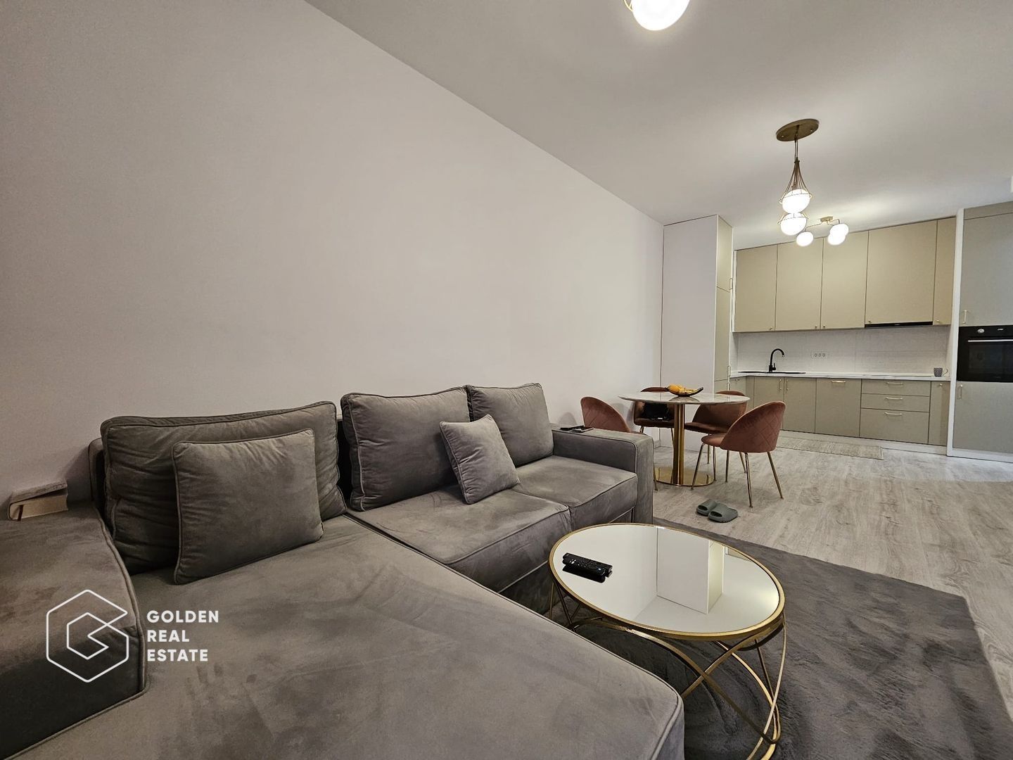 Apartament 2 camere Adora Park,loc de parcare inclus. - Poză 1